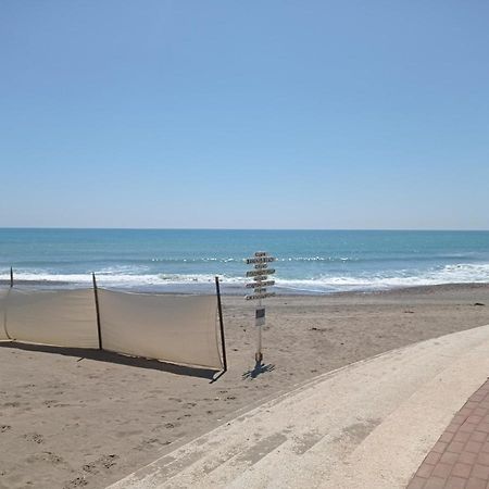 Turisstiko La Roca Chica 2 Torremolinos Exterior photo